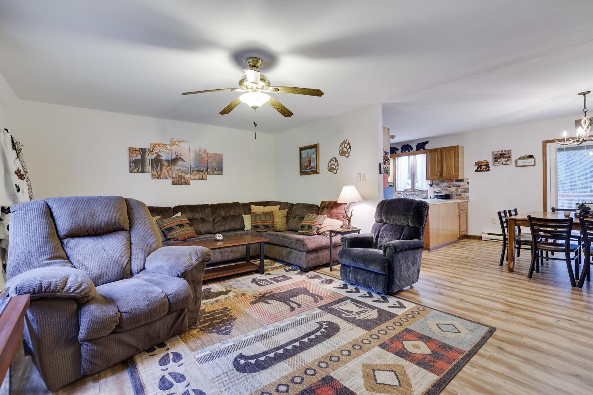 Serenity And Fun All In One In This Cozy Pocono Cabin Jim Thorpe Kültér fotó